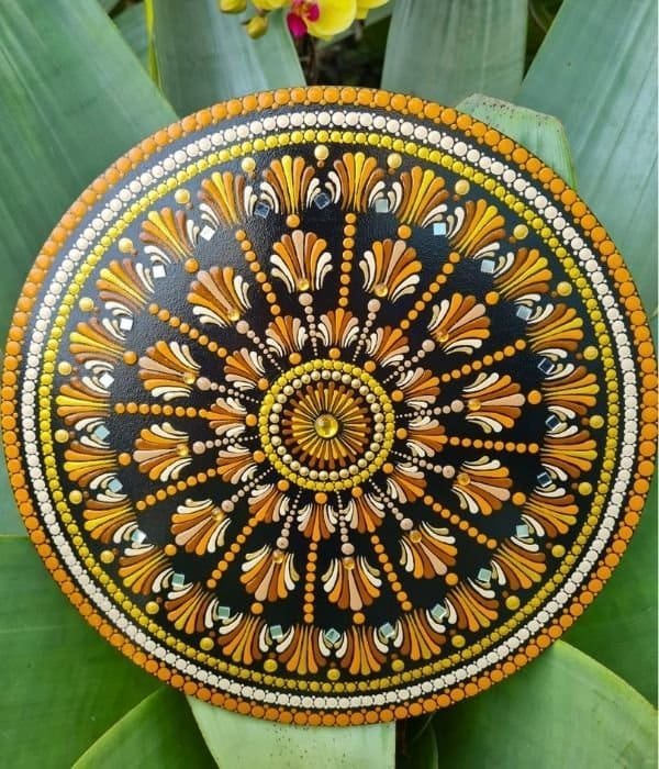Mandala Amarela e Branca